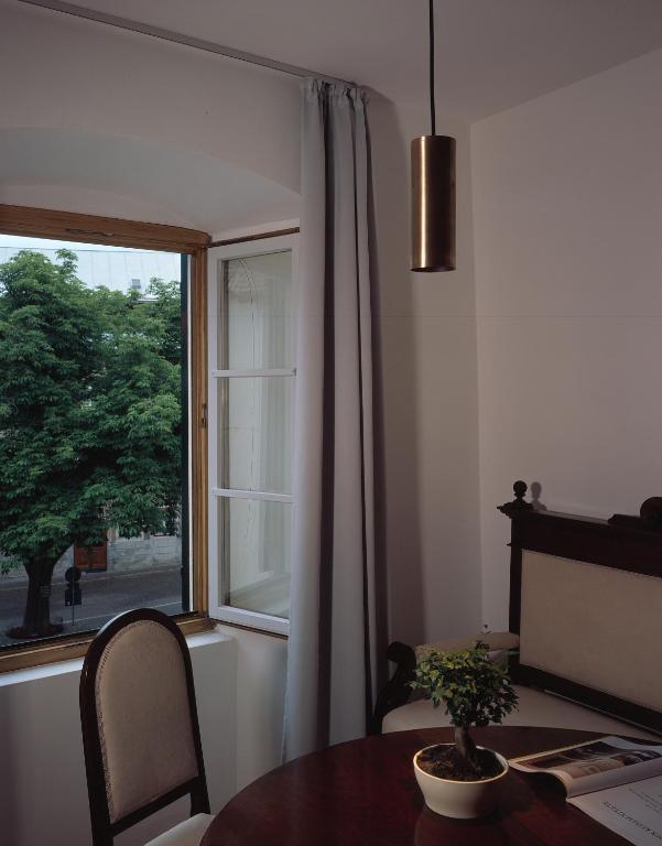 Hotel Gasthof Gruener Baum Glorenza Room photo